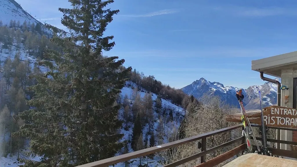 Refuge Sora Casari Fulvio Snc_Barzio_slider_image_2