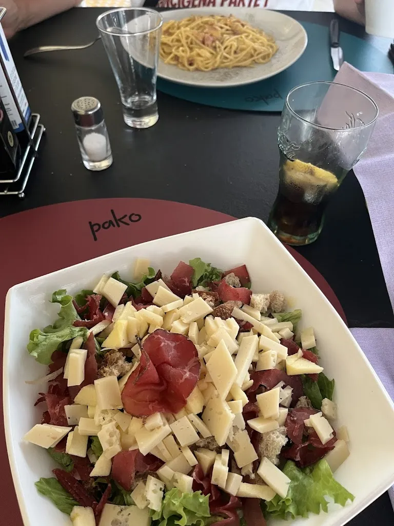 Irene Condonato_Pako_Verres_review