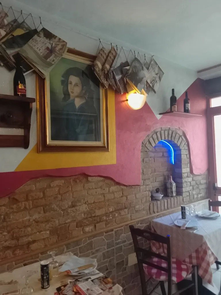 Rosy_Pizzeria Santa Lucia_Bastida Pancarana_review