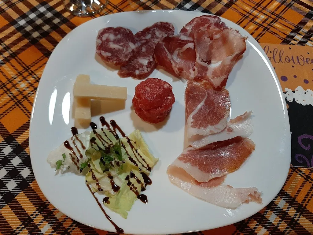 Arianna Savoldi_Ristorante Continental_Battuda_review