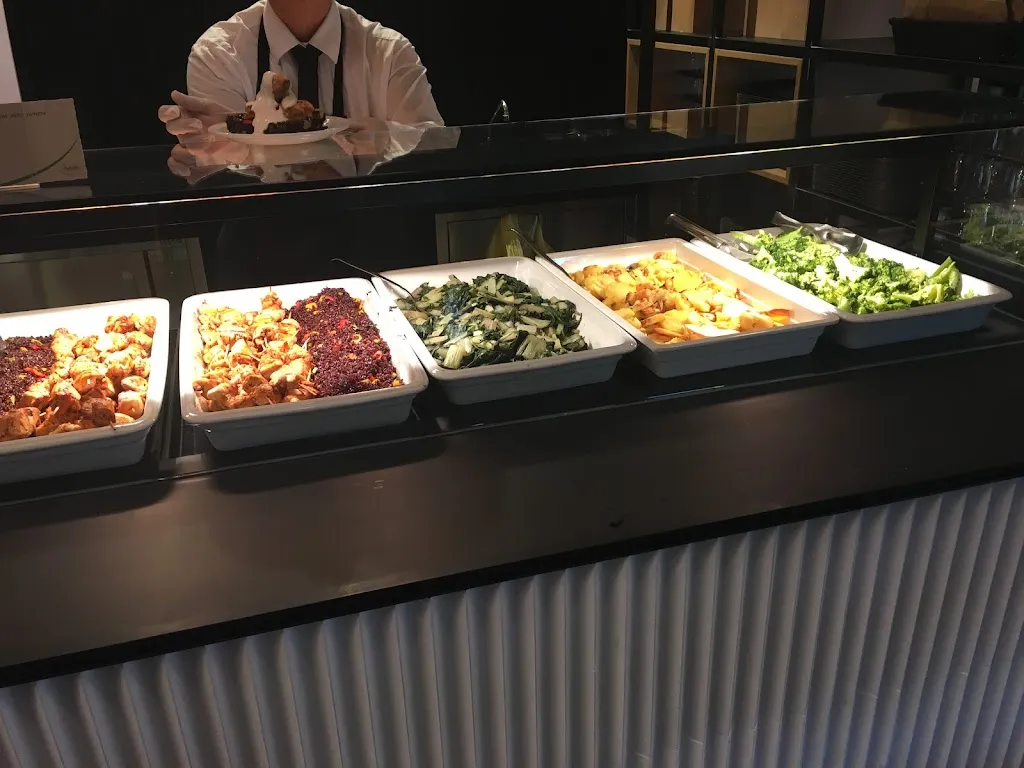 Lochef Andrea_Mediolanum Garden_Basiglio_review