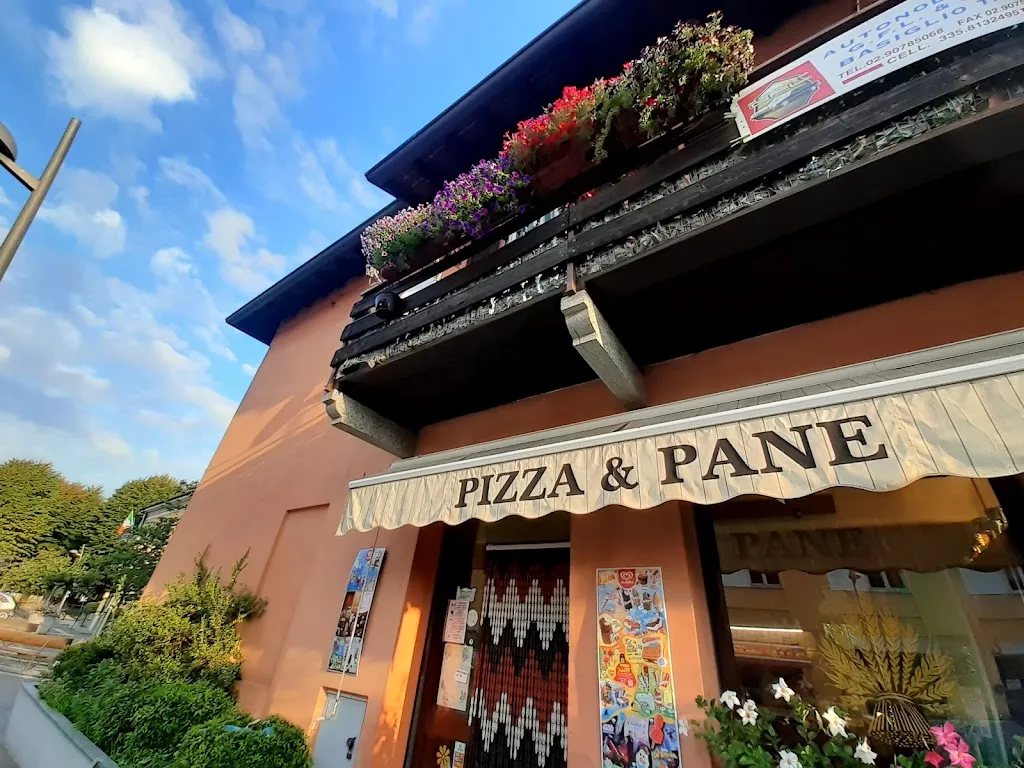 Pizza&Pane restaurant in Basiglio