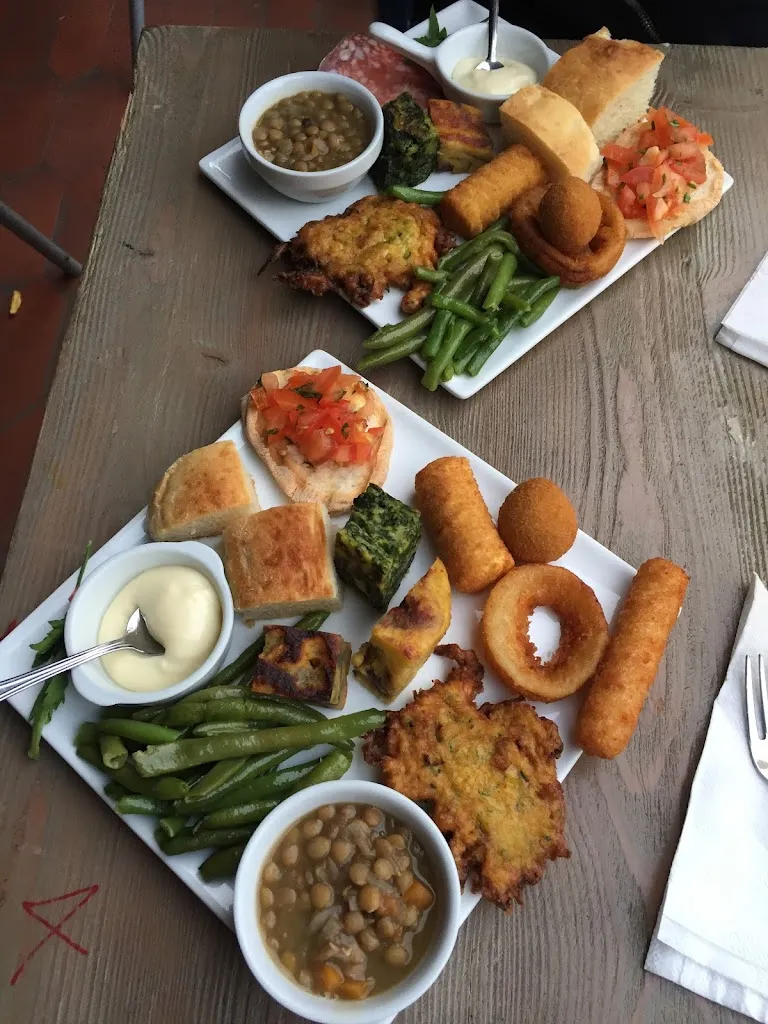 Tapas y Vino ristorante a Basiglio