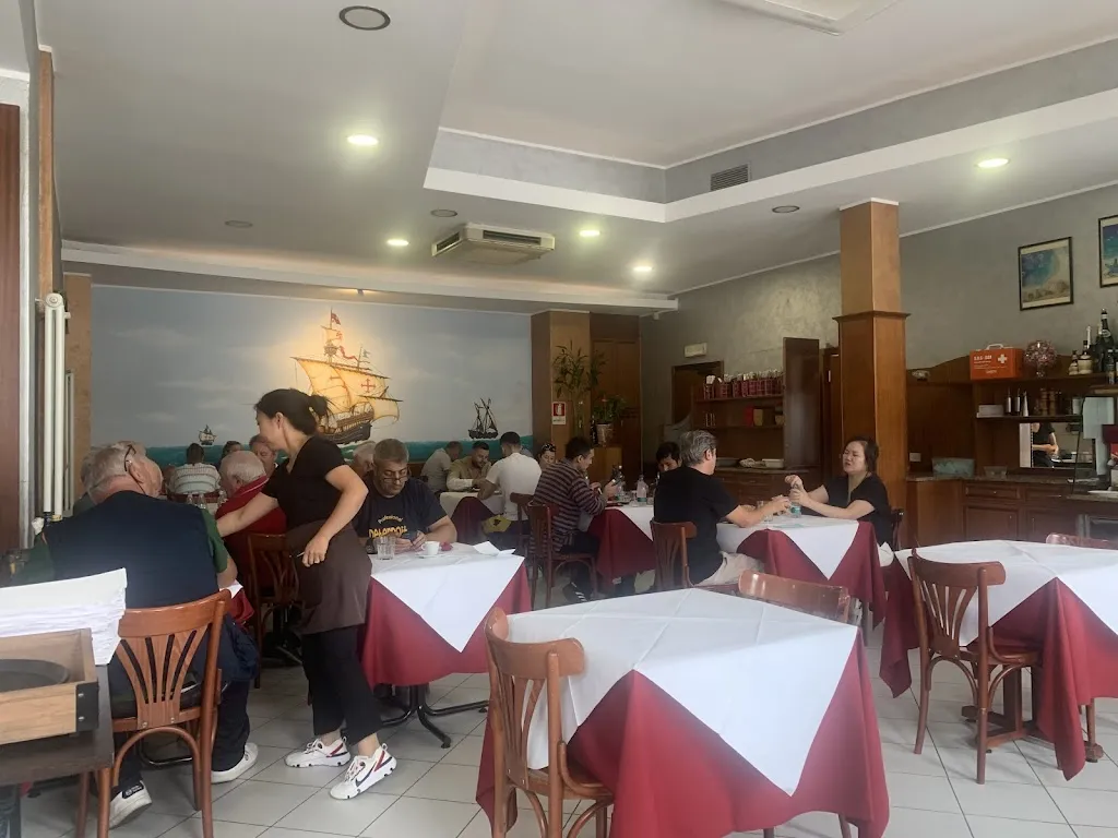 Le Tre Caravelle Pizzeria_Basiglio_slider_image_3