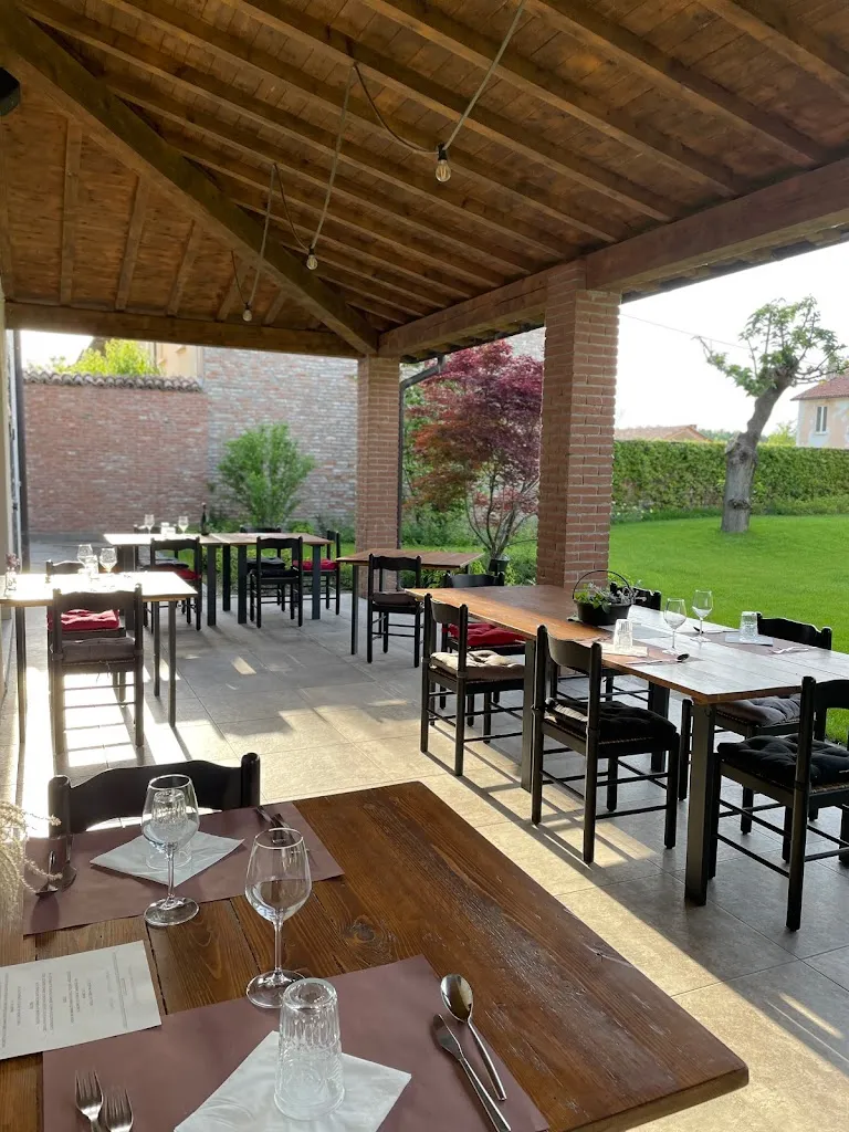 Agriturismo Il Gandulin restaurant in Belgioioso