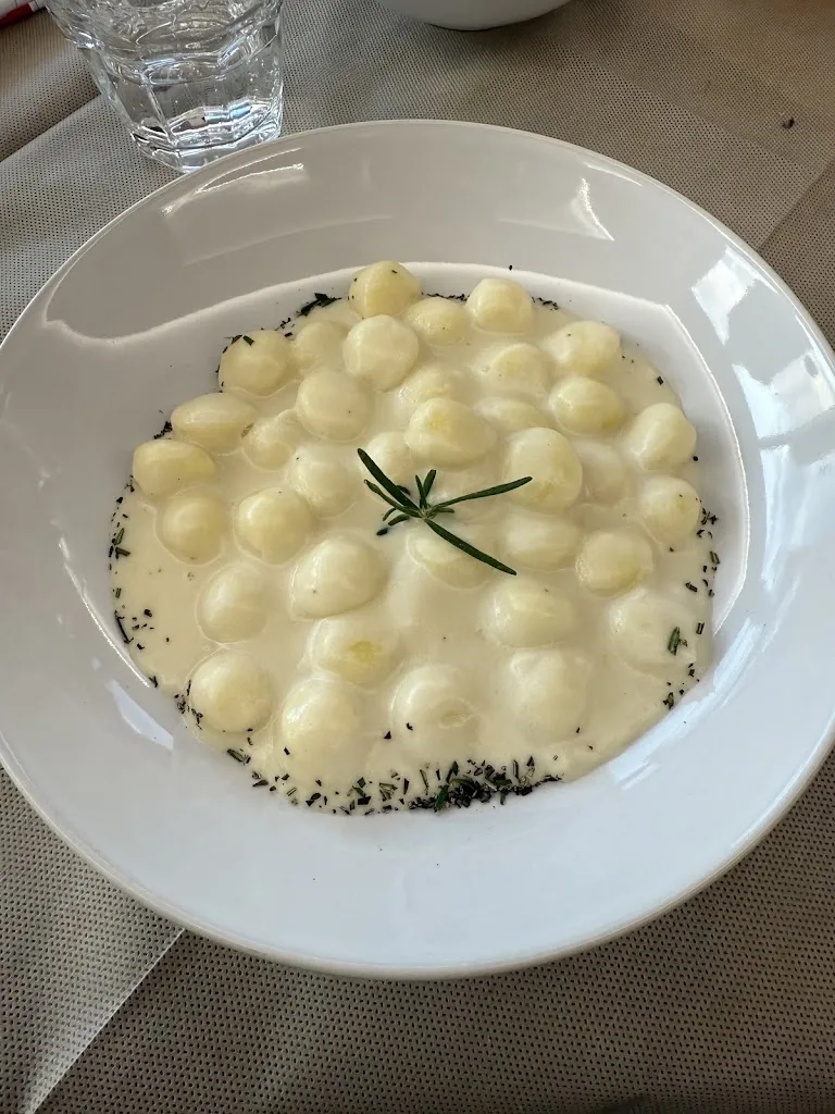 Alessandro Pani_Bar Ristorante Pertus_Bedulita_review