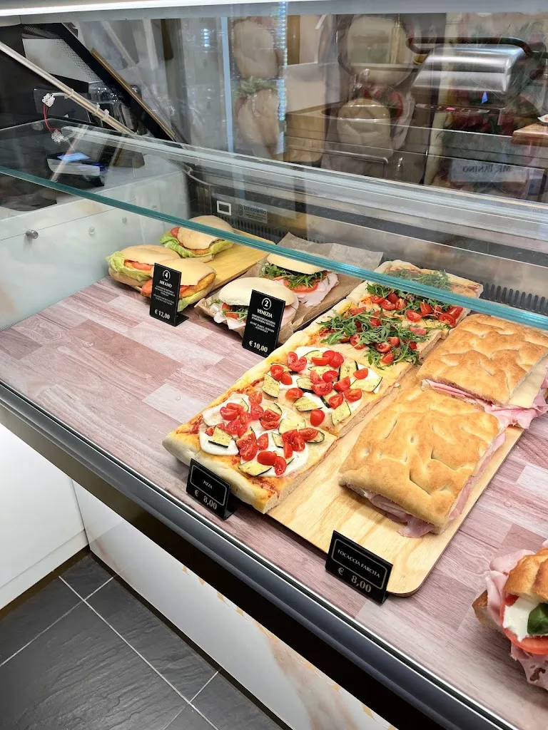 Menu_Mr. Panino_Bellagio_image_7