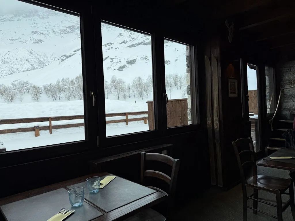 Kev Bell_Metzelet Alpine Dining_Valtournenche_review