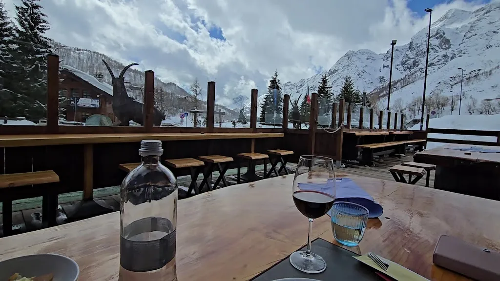 Metzelet Alpine Dining_Valtournenche_slider_image_2