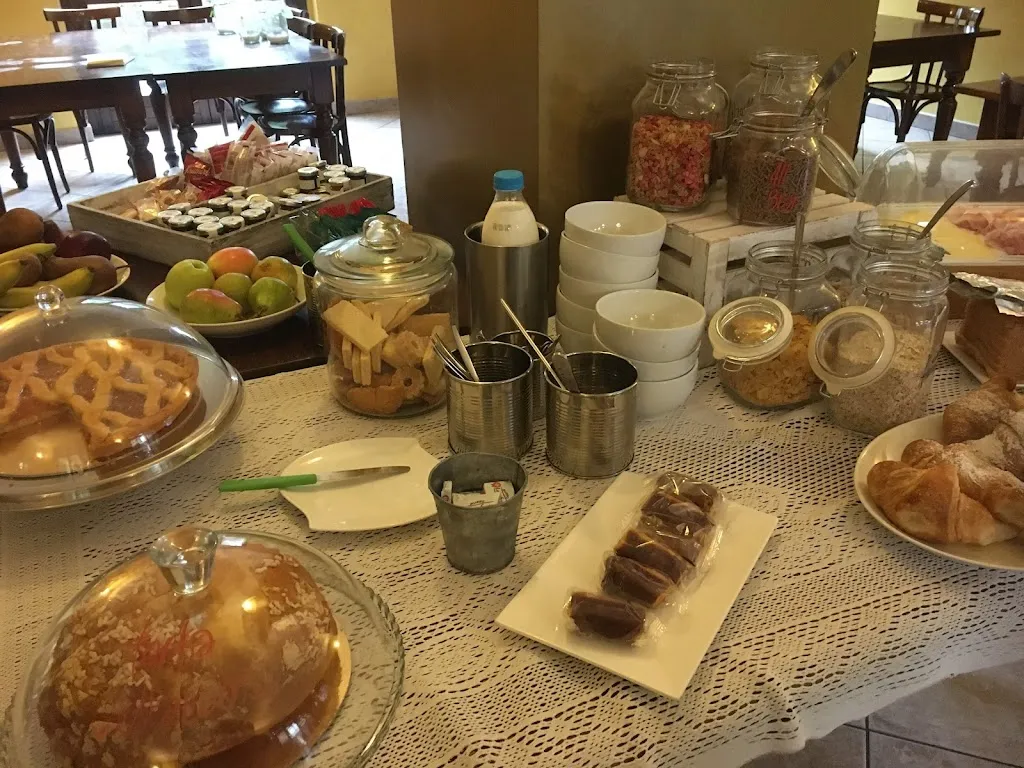 Dr Jesica Mac Leod_Hotel Albergo Valentino_Bellusco_review