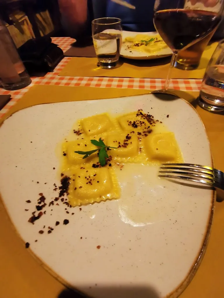 Kenneth Madsen_Antica Osteria Cascina Rossino 1949_Bellusco_review