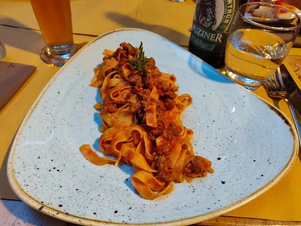 Prashanta Guha_Antica Osteria Cascina Rossino 1949_Bellusco_review