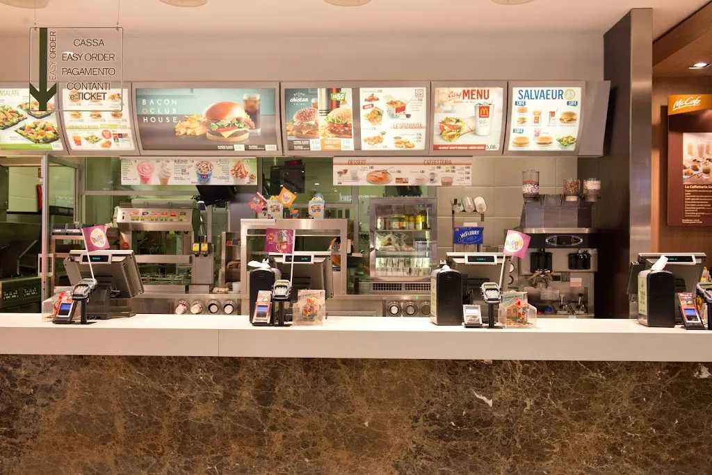 McDonald's_Bellinzago Lombardo_slider_image_3