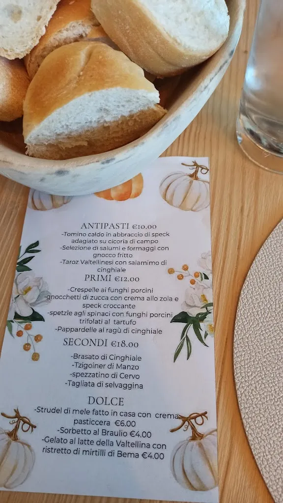 Valeria_Una finestra sulle Alpi_Bema_review