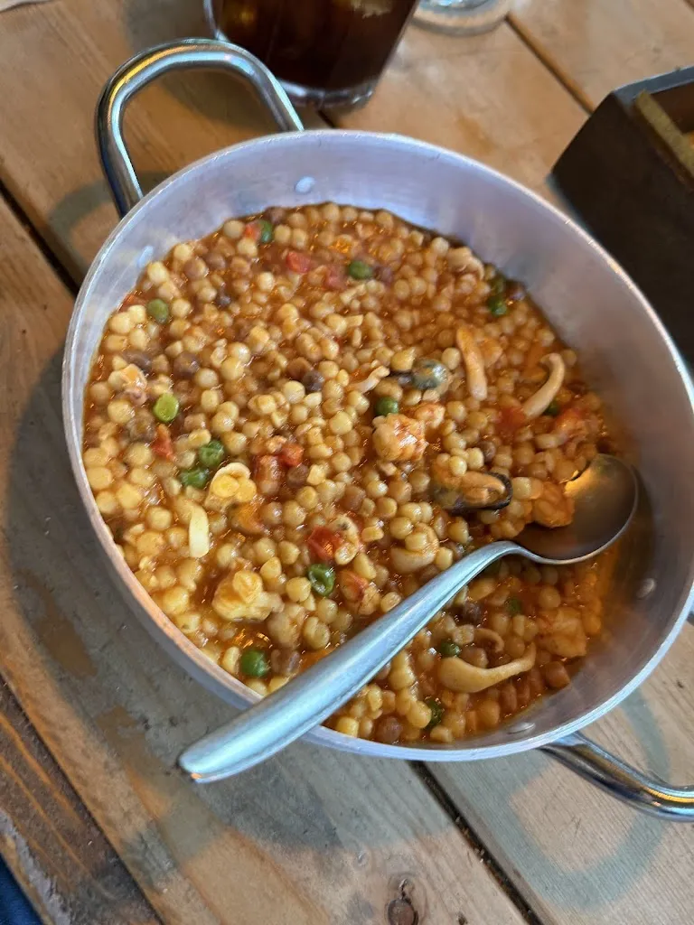 Cliff Hope_Lario's Bistrot_Bene Lario_review