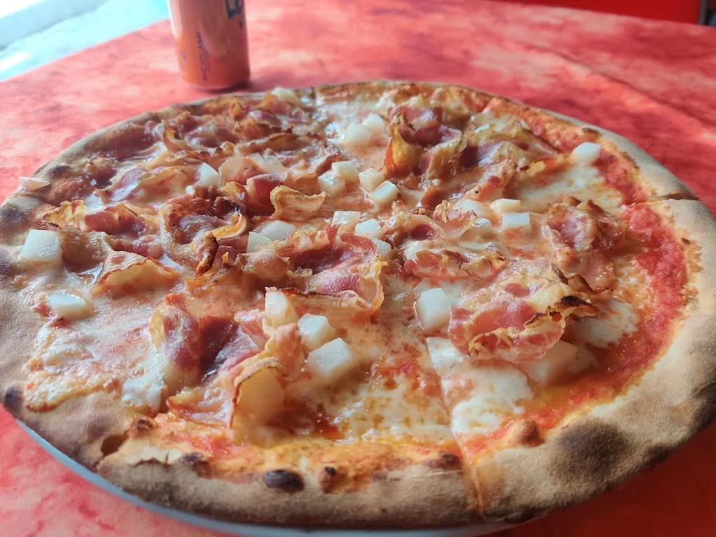 Pizza Dream's_Berbenno di Valtellina_slider_image_2