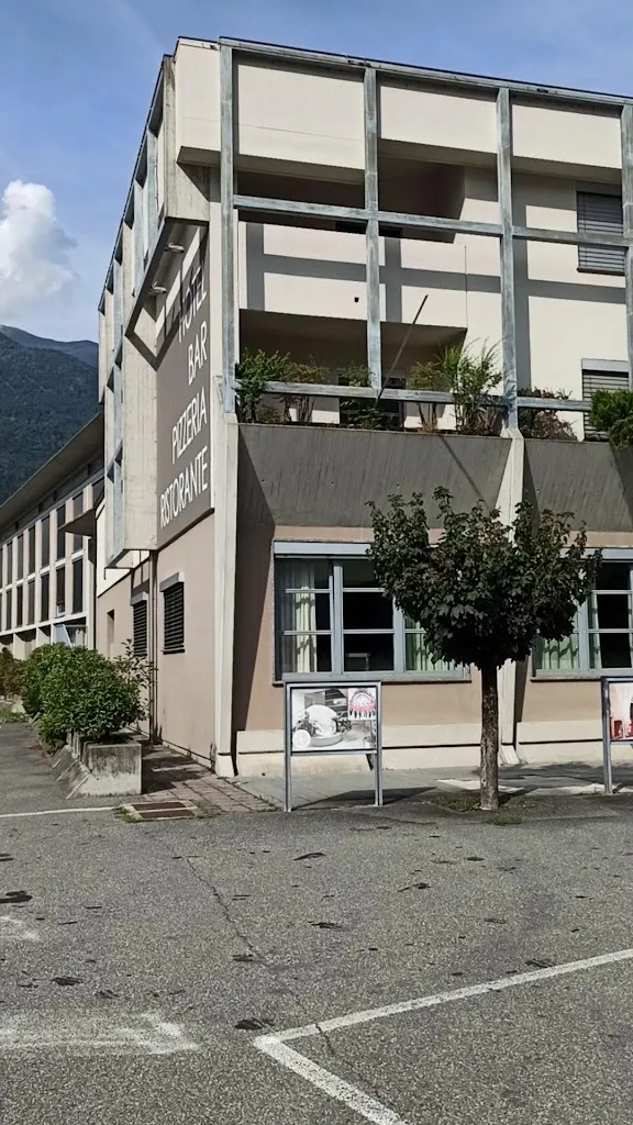 Hotel Ristorante Salyut Centro Congressi_Berbenno di Valtellina_slider_image_2