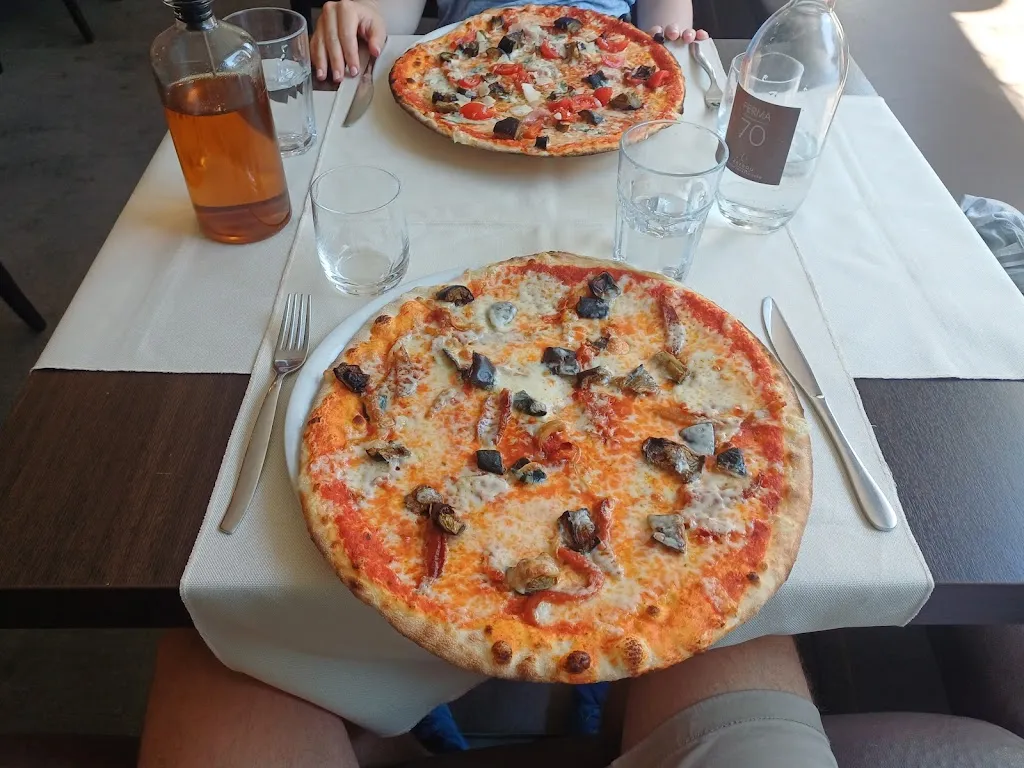 Jonny Messling_Pizzeria Sotto zero_Valtournenche_review