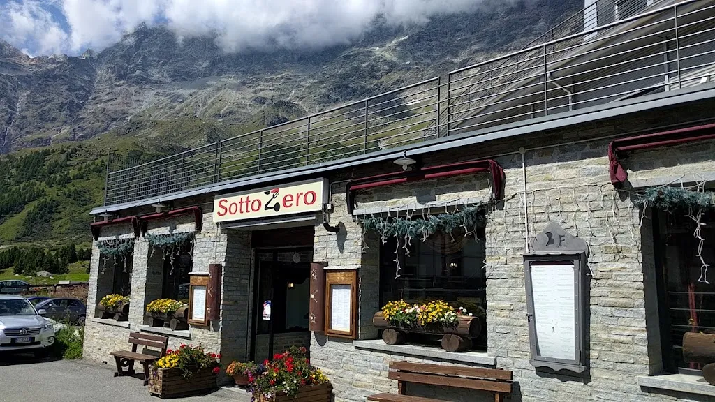 Pizzeria Sotto zero_Valtournenche_slider_image_1
