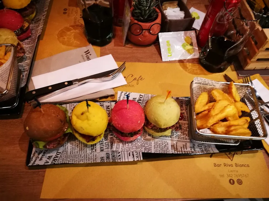 Menu_Wonder Cafe Hamburgeria_Bellano_image_5