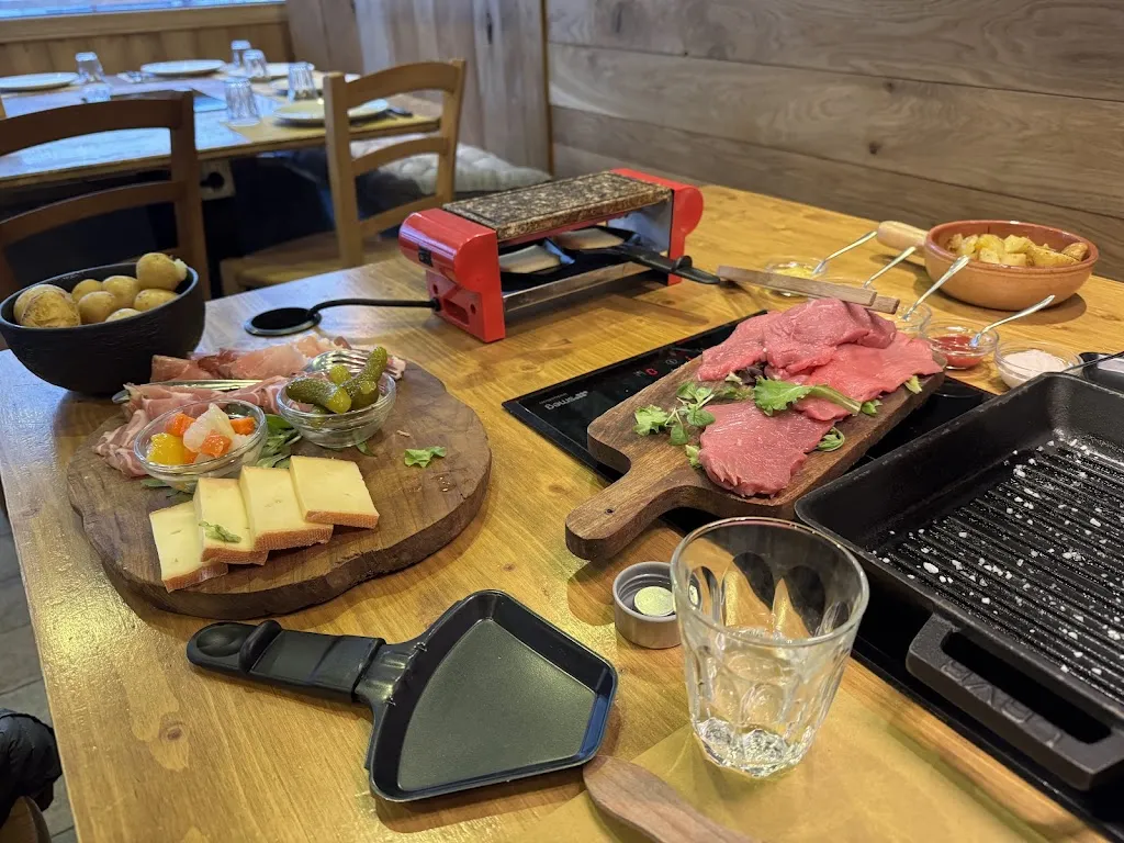 Bistrot Convivial_Valtournenche_slider_image_3