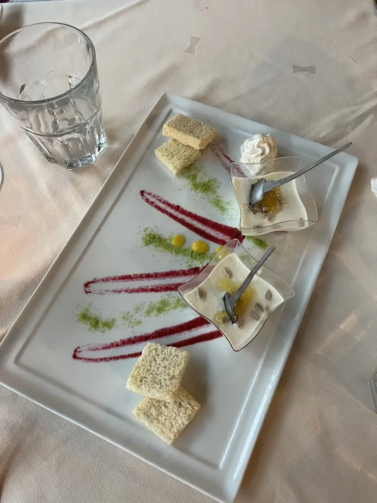 Alexander Stefanov_La Veranda dei Pescatori_Bellano_review