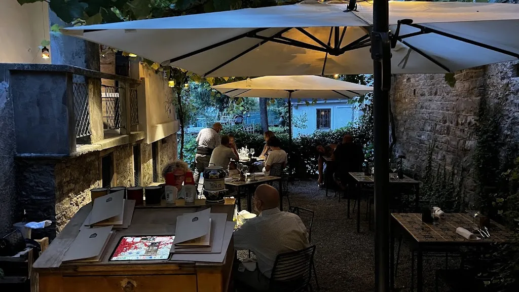 Semi di grano Home Restaurant_Bellano_slider_image_3