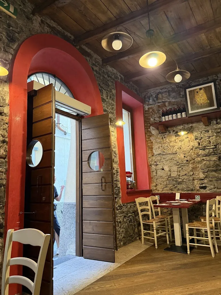 LA SCARPETTA restaurant in Bellano