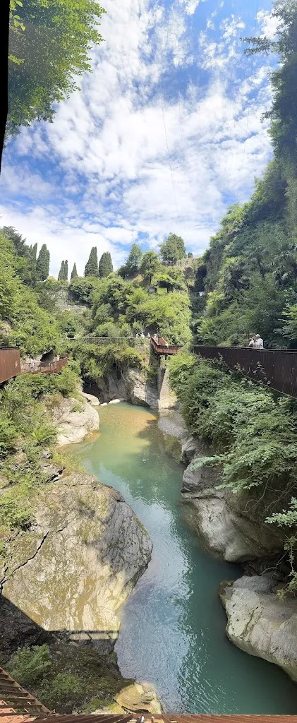 Momaxie Maine_Orrido di Bellano_Bellano_recensione