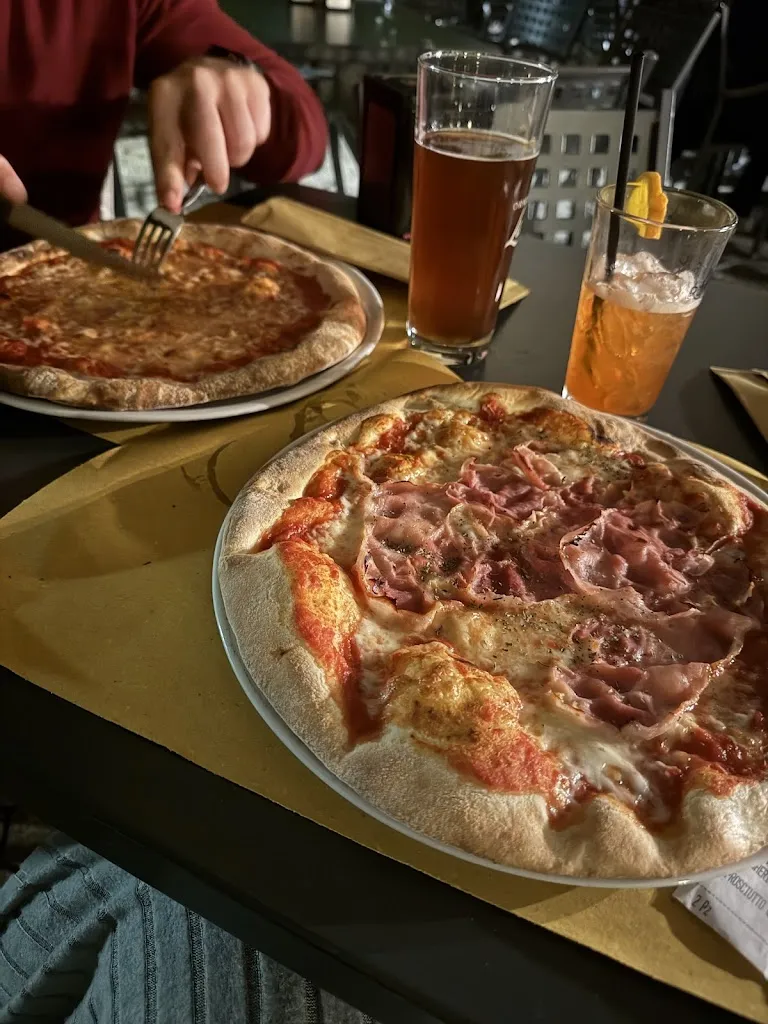 Marta Kustra_Bar Arrigoni Bellano_Bellano_review