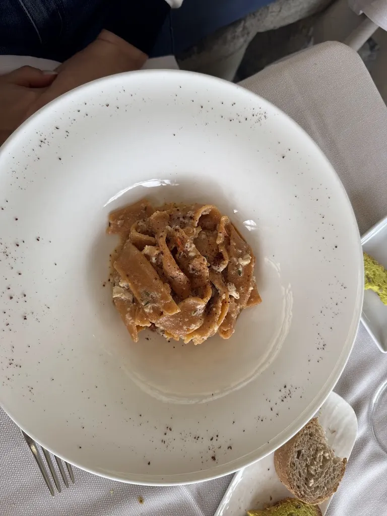 Poh Lin Goh-Jones_Hosteria del Platano_Bellano_recensione