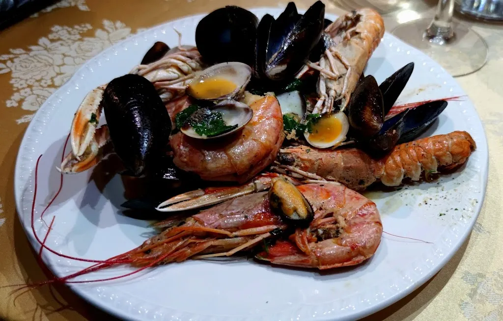 Bel Sit restaurant in Bernate Ticino