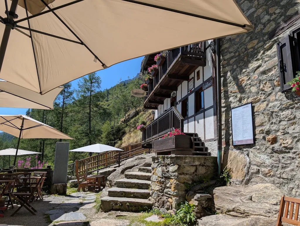Antica trattoria Lo Gurfo restaurant in Valtournenche