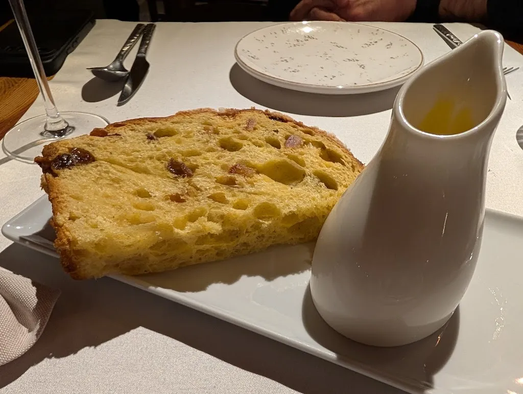 Gabriela Bombarascu_The Luge B & B_Valtournenche_review