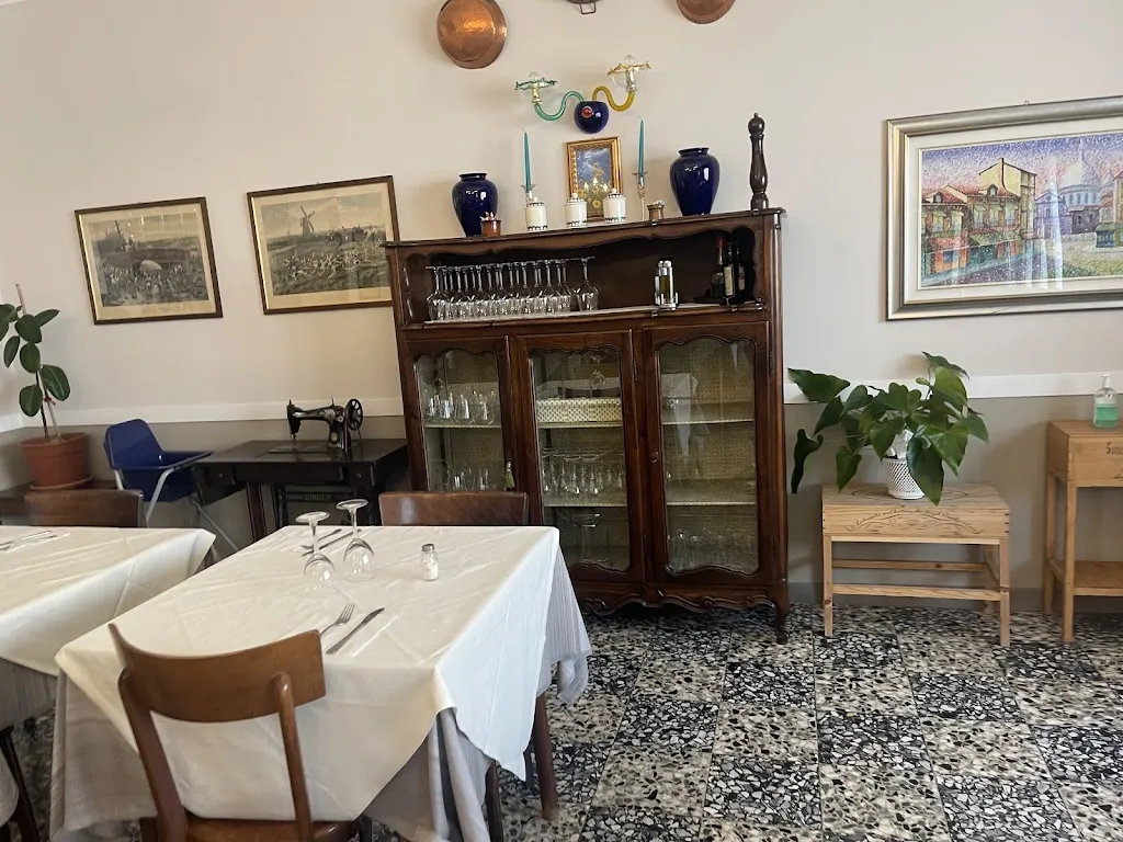 Antica Trattoria dell'Isola restaurant in Besate