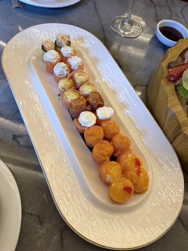 Ryori Japanese Restaurant_Besnate_slider_image_3