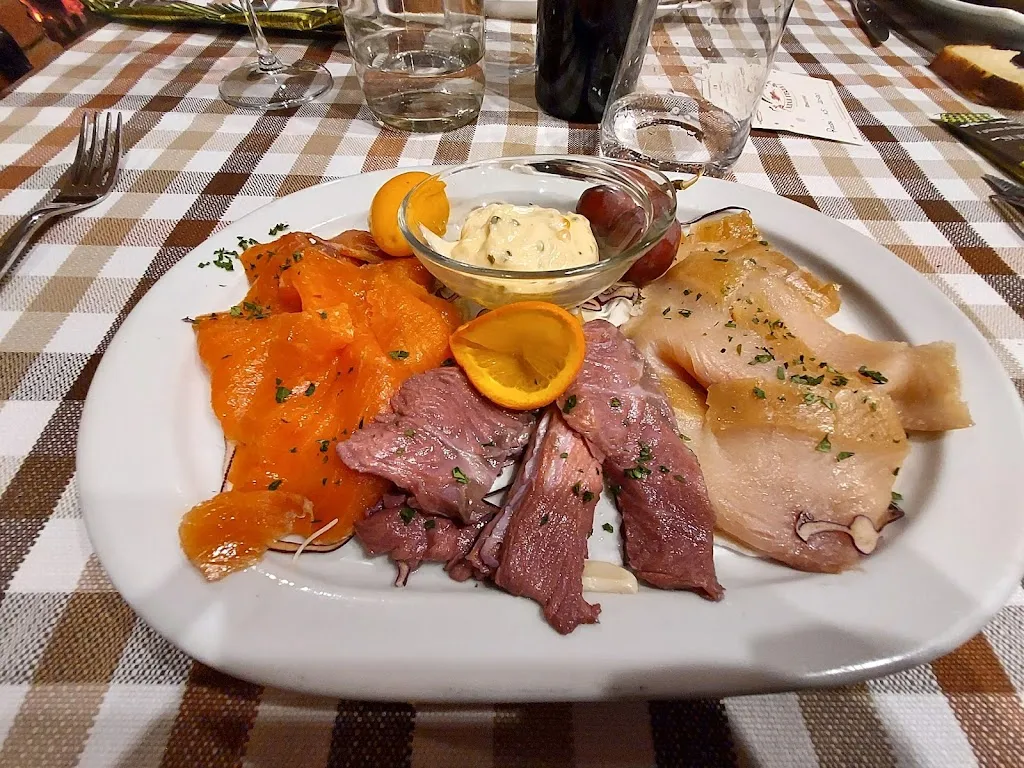 Osteria dalla Nana Vecia_Besnate_slider_image_3