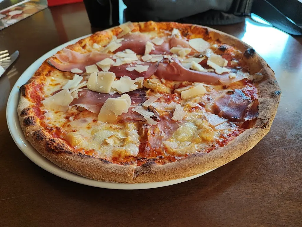 Menu_Pizza Più_Besnate_image_5