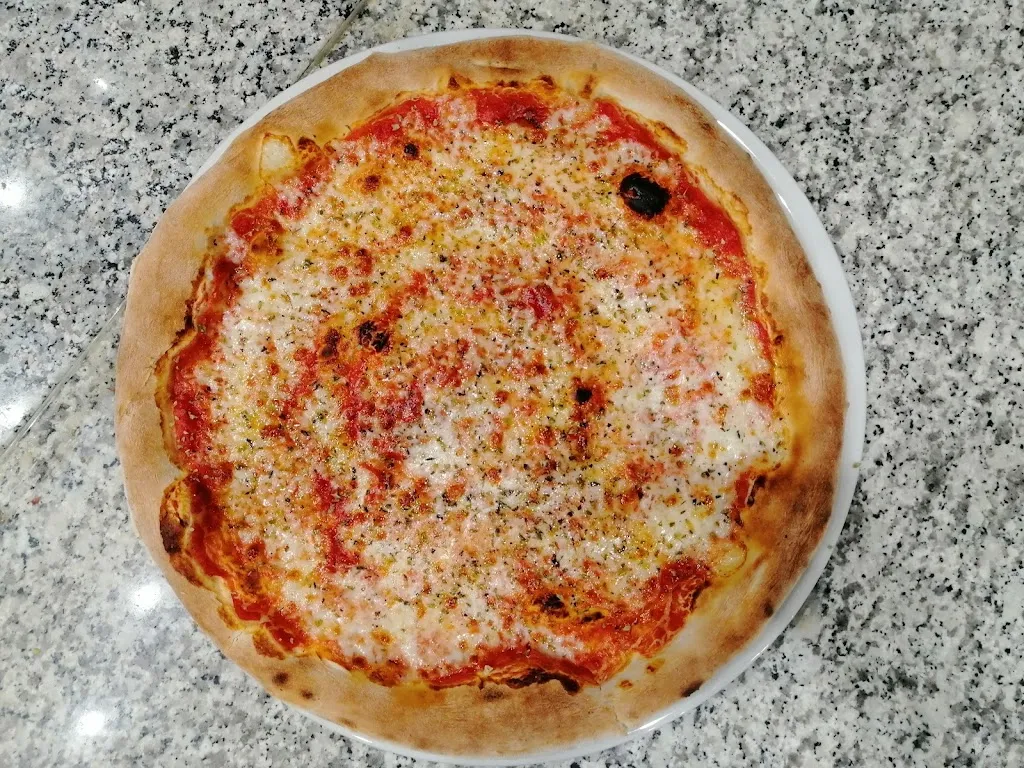 Menu_Pizza Più_Besnate_image_6