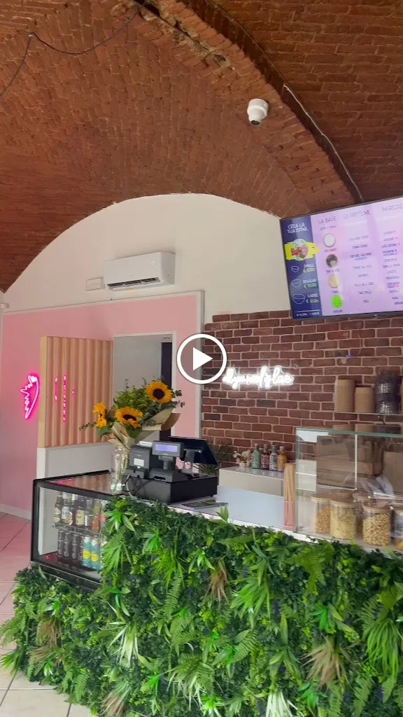 Happy Poke restaurant in Besozzo