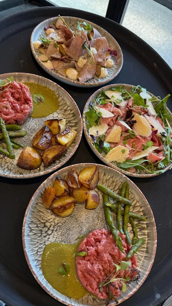 Il Faro Lounge & Bistrot_Besozzo_slider_image_3