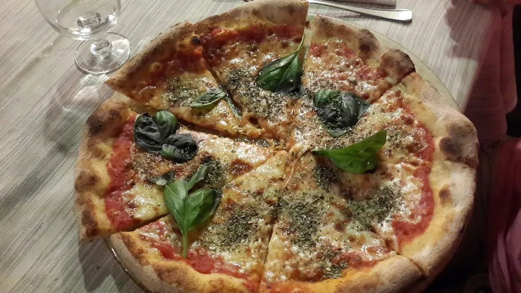Avinoam Shavit_Pizzeria Vecchio Ottocento_Besozzo_review