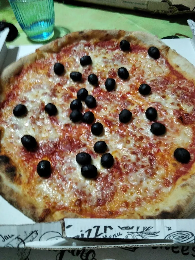 Menu_Pizza Piu'_Besozzo_image_3