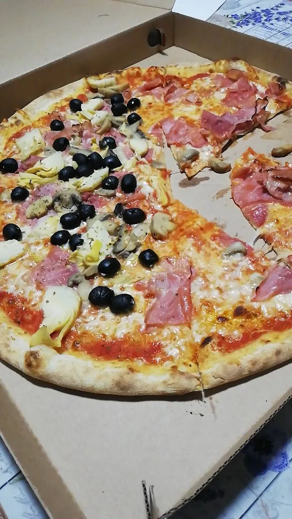 Menu_Pizza Piu'_Besozzo_image_4