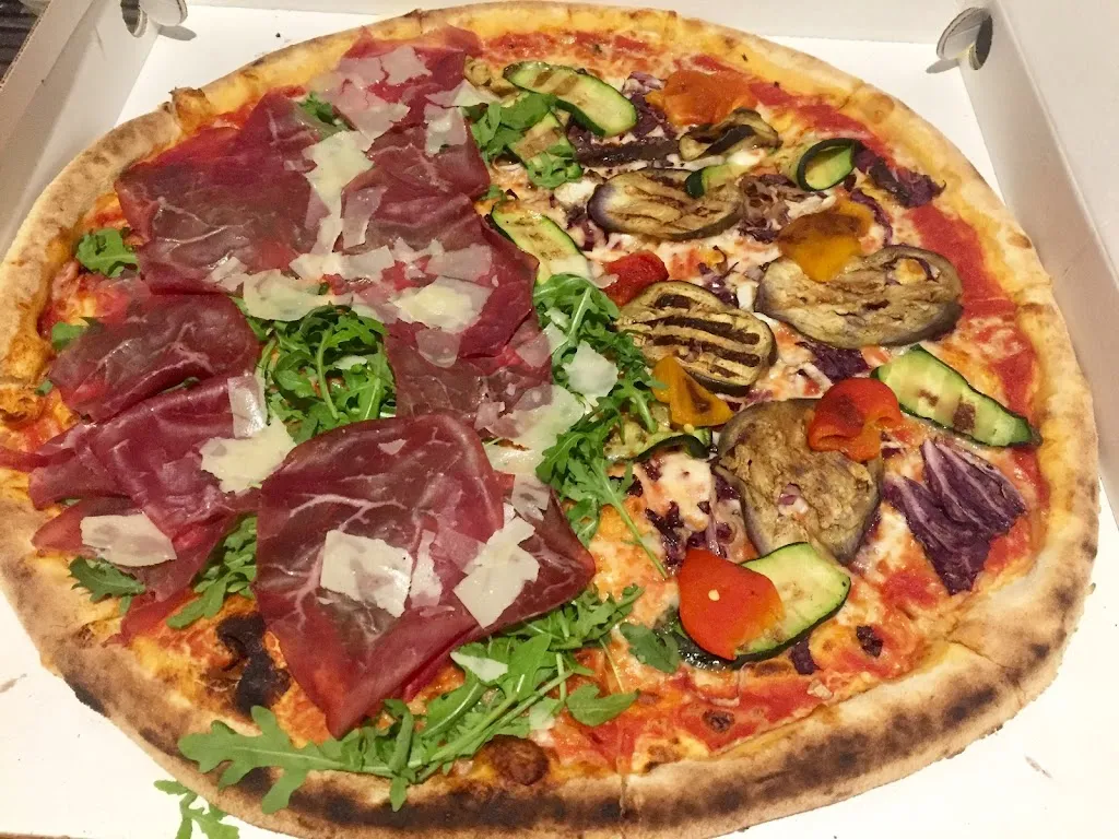 Pizza Piu'_Besozzo_slider_image_3