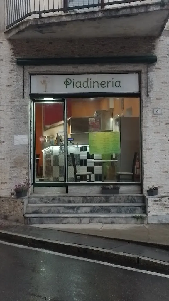 La piada che non c’era !!! restaurant in Besozzo