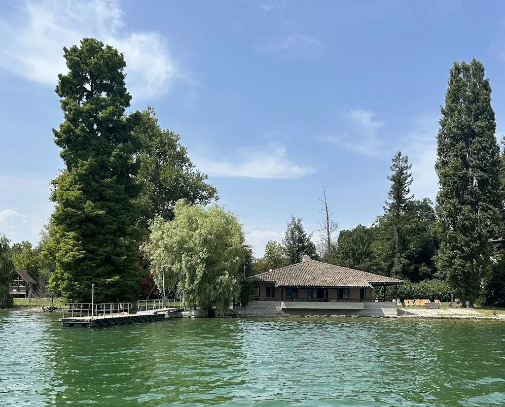 Giulietta al lago - Isolino Virginia_Biandronno_slider_image_3