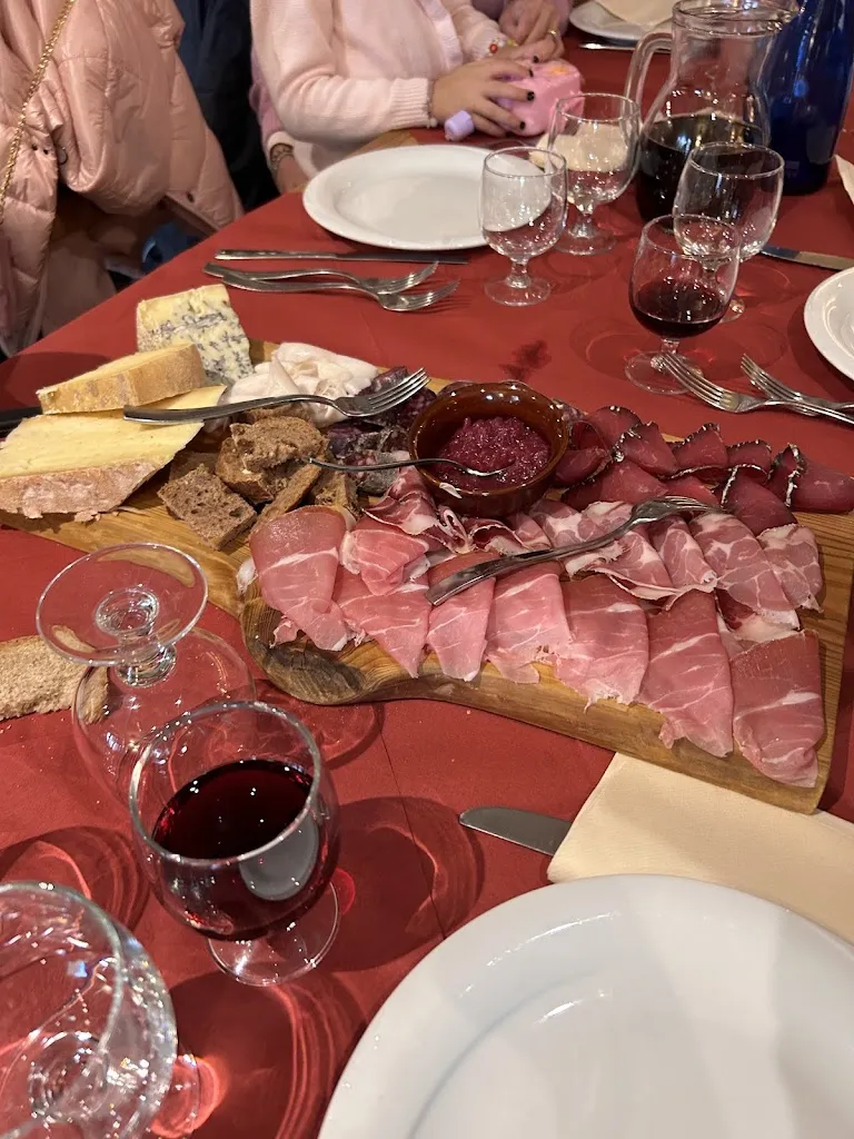 Jeraldyn Facun_Chez Pierina_Valtournenche_review