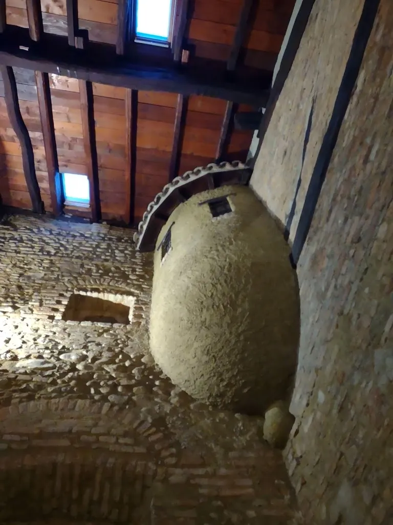 Luisa Caluri_Taverna degli Artisti_Besana in Brianza_review