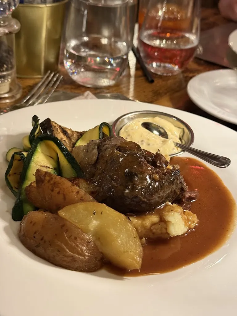 Alona Mae Lonsdale_Ristorante Grivola_Valtournenche_review
